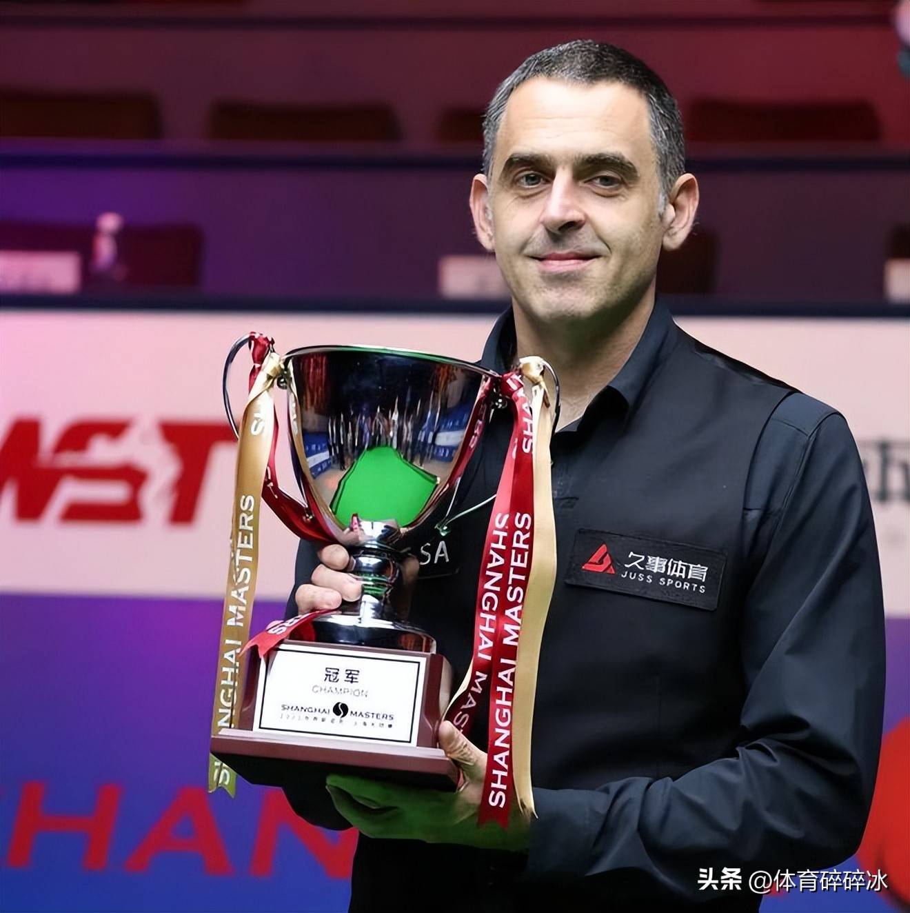 击给利物浦 击给利物浦